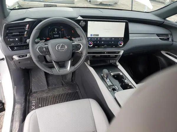 2T2BBMCA4SC073309 2025 LEXUS RX - Image 8