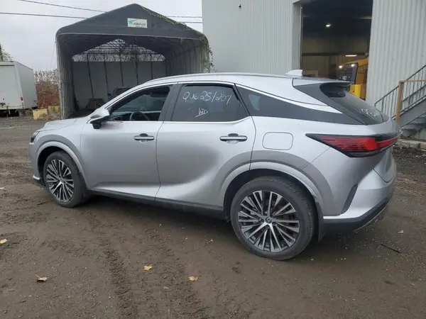 2T2BBMCA4SC075545 2025 LEXUS RX - Image 2