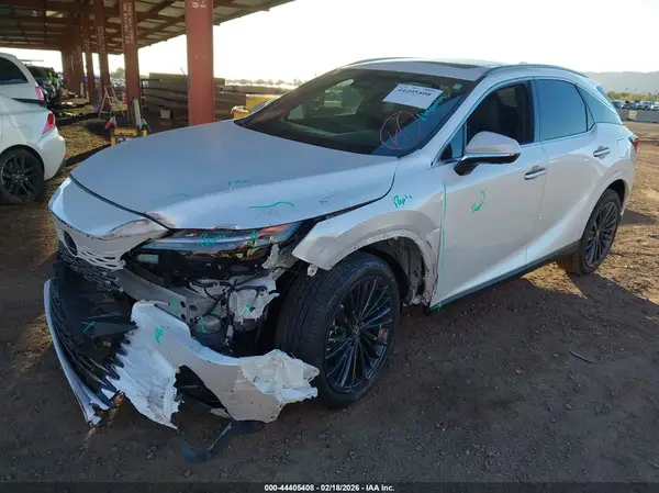 2T2BBMCA4SC084004 2025 LEXUS RX - Image 2