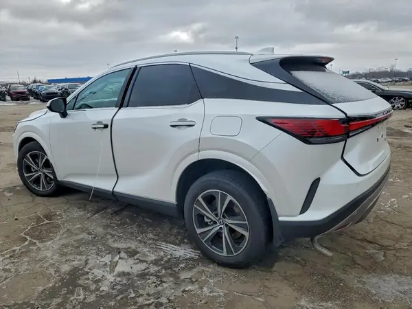 2T2BBMCA4SC099456 2025 LEXUS RX - Image 2