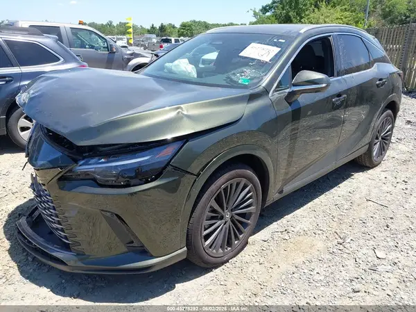 2T2BBMCA4SC104218 2025 LEXUS RX - Image 2