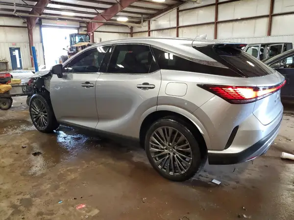 2T2BBMCA5PC003325 2023 LEXUS RX - Image 2