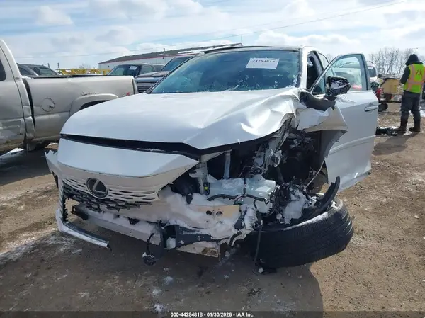2T2BBMCA5PC003454 2023 LEXUS RX - Image 2