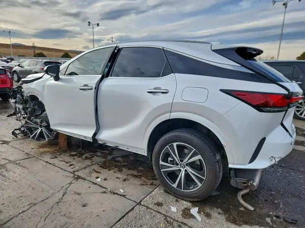 2T2BBMCA5PC008072 2023 LEXUS RX - Image 2