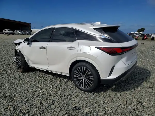 2T2BBMCA5RC032861 2024 LEXUS RX - Image 2