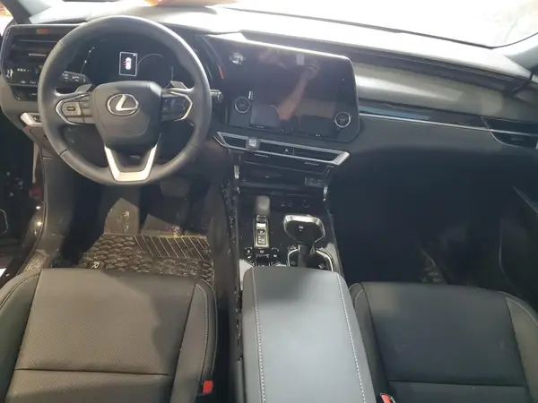 2T2BBMCA5RC033492 2024 LEXUS RX - Image 8