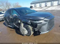 2T2BBMCA5RC038305 2024 LEXUS RX