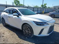 2T2BBMCA5RC039633 2024 LEXUS RX