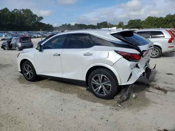 2T2BBMCA5SC085422 2025 LEXUS RX - Image 2