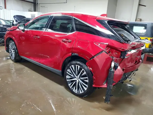 2T2BBMCA5SC097215 2025 LEXUS RX - Image 2