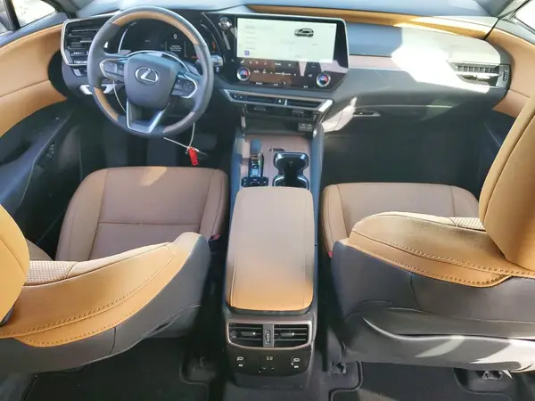 2T2BBMCA5SC104678 2025 LEXUS RX - Image 8