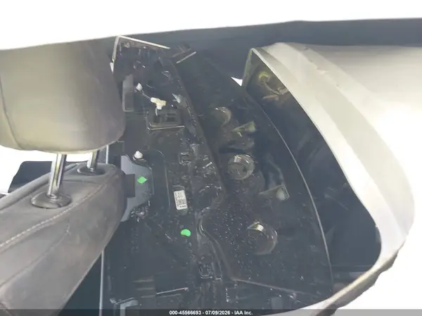 2T2BBMCA5TC106853 2026 LEXUS RX - Image 8