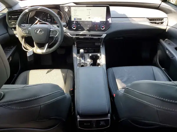 2T2BBMCA5TC118243 2026 LEXUS RX - Image 8