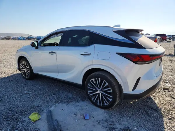 2T2BBMCA5TC139545 2026 LEXUS RX - Image 2