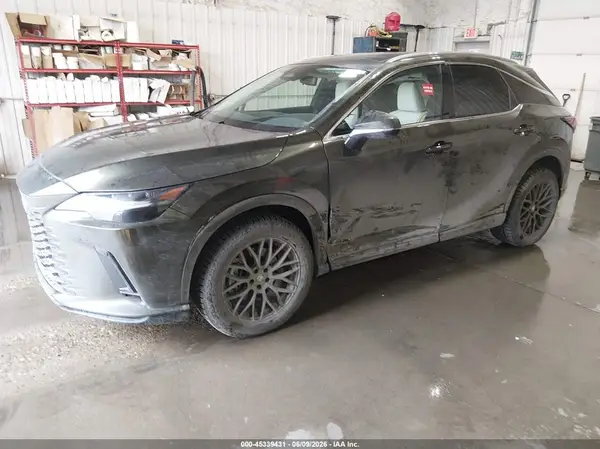 2T2BBMCA6PC001728 2023 LEXUS RX - Image 2