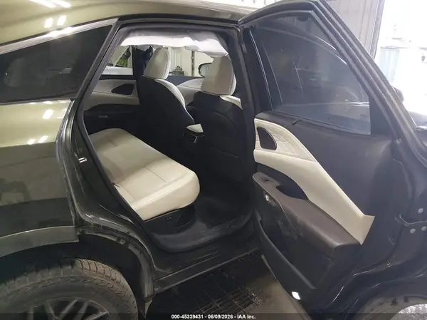 2T2BBMCA6PC001728 2023 LEXUS RX - Image 8