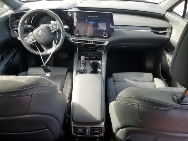 2T2BBMCA6PC003270 2023 LEXUS RX - Image 8