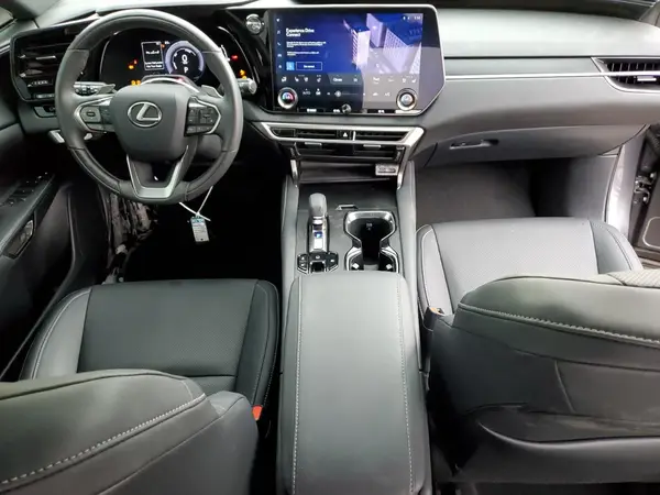 2T2BBMCA6PC007030 2023 LEXUS RX - Image 8