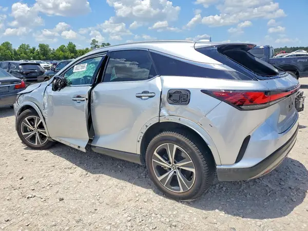 2T2BBMCA6PC020165 2023 LEXUS RX - Image 2