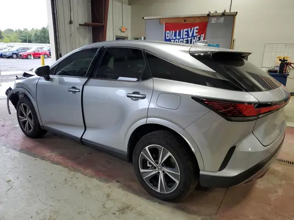 2T2BBMCA6RC034022 2024 LEXUS RX - Image 2