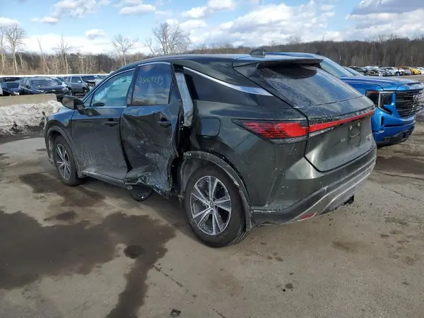2T2BBMCA6RC036370 2024 LEXUS RX - Image 2