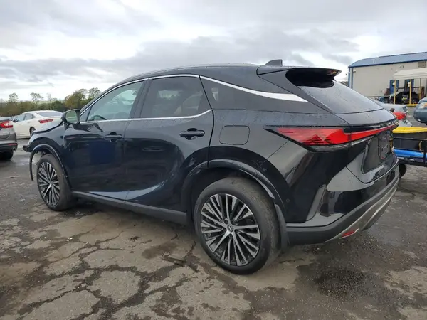 2T2BBMCA6SC071948 2025 LEXUS RX - Image 2