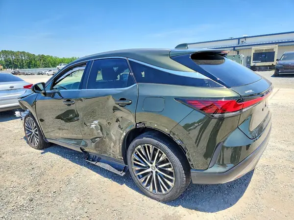 2T2BBMCA6SC075871 2025 LEXUS RX - Image 2