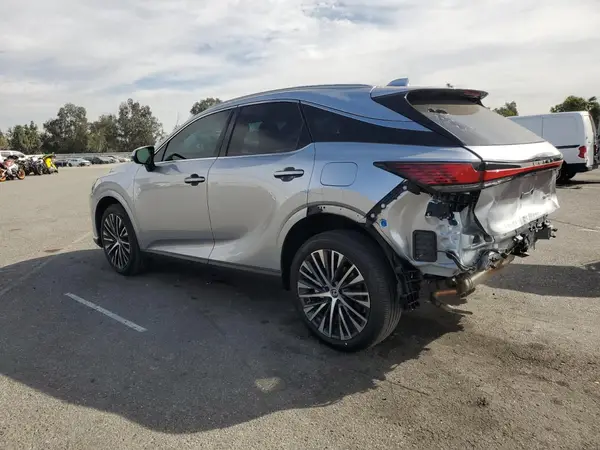 2T2BBMCA6SC082626 2025 LEXUS RX - Image 2