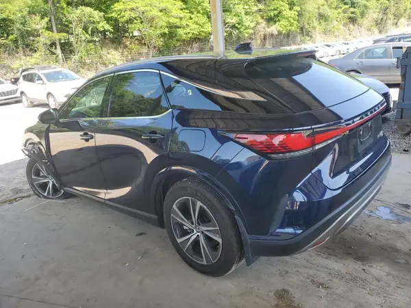 2T2BBMCA7PC018442 2023 LEXUS RX - Image 2
