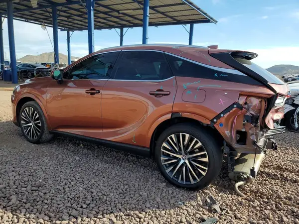 2T2BBMCA7RC032537 2024 LEXUS RX - Image 2