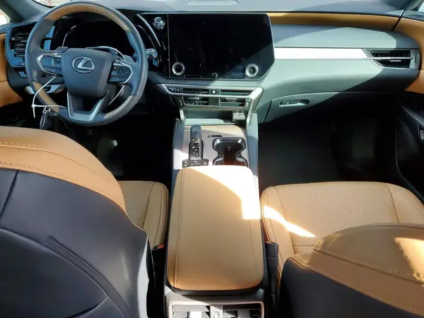 2T2BBMCA7RC032537 2024 LEXUS RX - Image 8