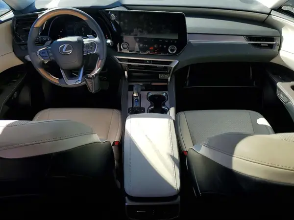2T2BBMCA7RC033977 2024 LEXUS RX - Image 8