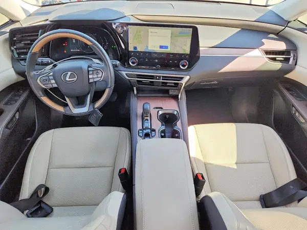 2T2BBMCA7RC035678 2024 LEXUS RX - Image 8