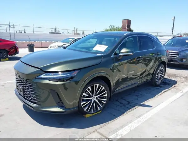 2T2BBMCA7RC039634 2024 LEXUS RX - Image 2