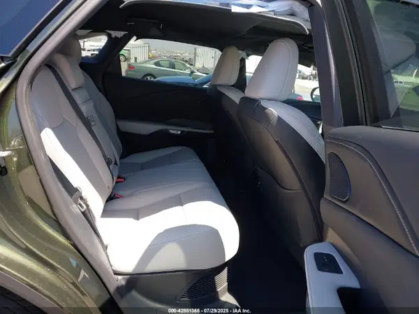 2T2BBMCA7RC039634 2024 LEXUS RX - Image 8