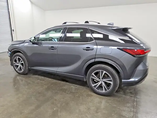 2T2BBMCA7RC045448 2024 LEXUS RX - Image 2