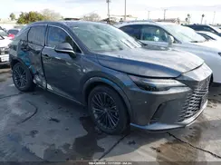 2T2BBMCA7SC069402 2025 LEXUS RX