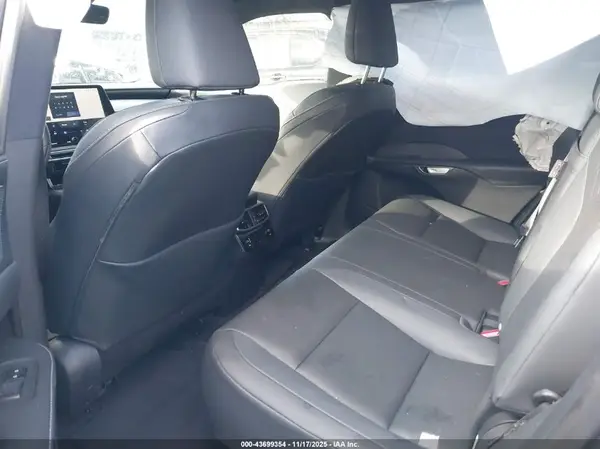 2T2BBMCA7SC069402 2025 LEXUS RX - Image 8