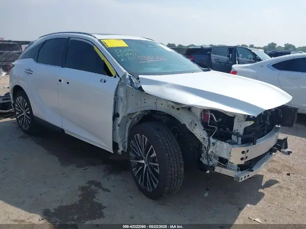 2T2BBMCA7SC071814 2025 LEXUS RX - Image 1