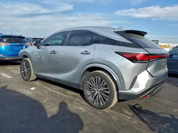 2T2BBMCA7SC076835 2025 LEXUS RX - Image 2