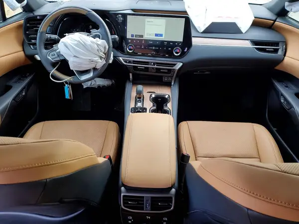 2T2BBMCA7SC080108 2025 LEXUS RX - Image 8
