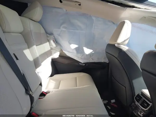 2T2BBMCA7SC101426 2025 LEXUS RX - Image 8