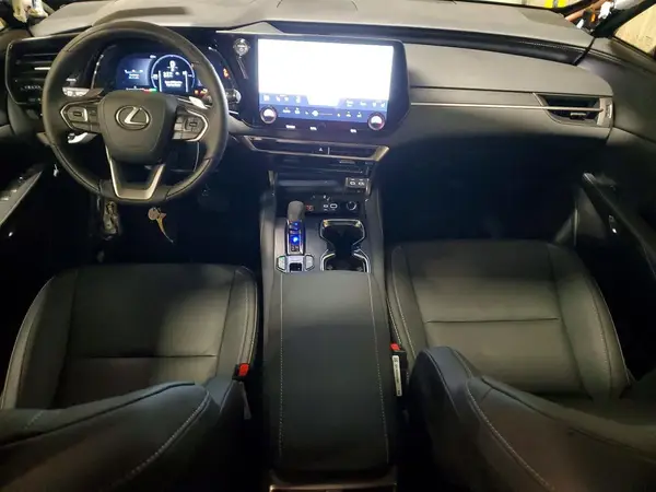 2T2BBMCA7SC104536 2025 LEXUS RX - Image 8