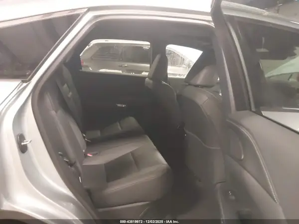 2T2BBMCA7TC108247 2026 LEXUS RX - Image 8