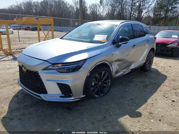 2T2BBMCA7TC117658 2026 LEXUS RX - Image 2