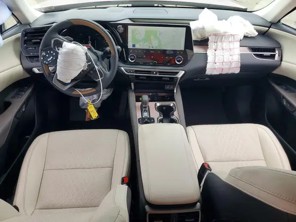 2T2BBMCA7TC124075 2026 LEXUS RX - Image 8