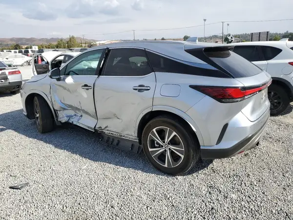 2T2BBMCA8PC014626 2023 LEXUS RX - Image 2