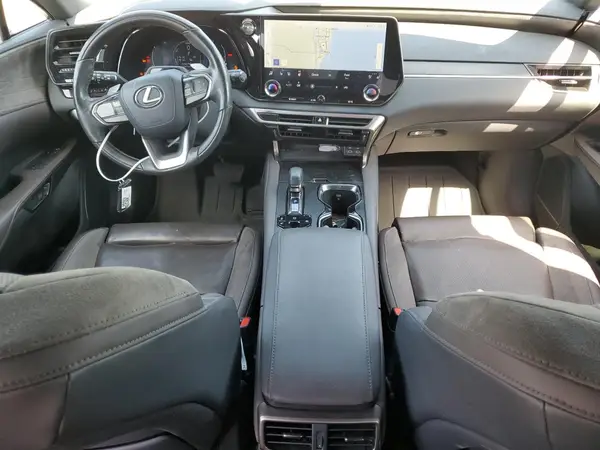 2T2BBMCA8PC015985 2023 LEXUS RX - Image 8