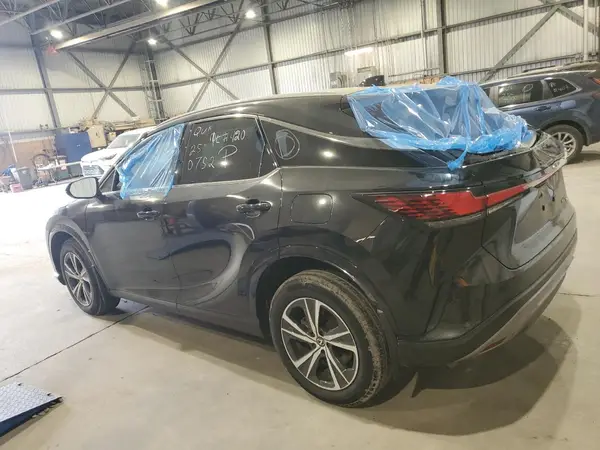 2T2BBMCA8PC016795 2023 LEXUS RX - Image 2