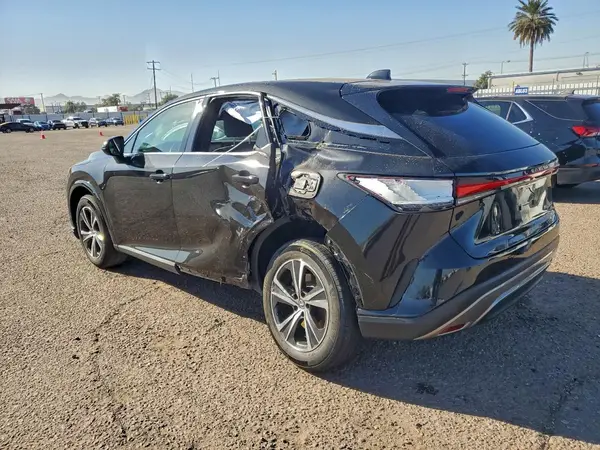 2T2BBMCA8PC016957 2023 LEXUS RX - Image 2